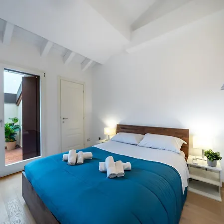 Luxury Flat And Free Parking Appartamento
