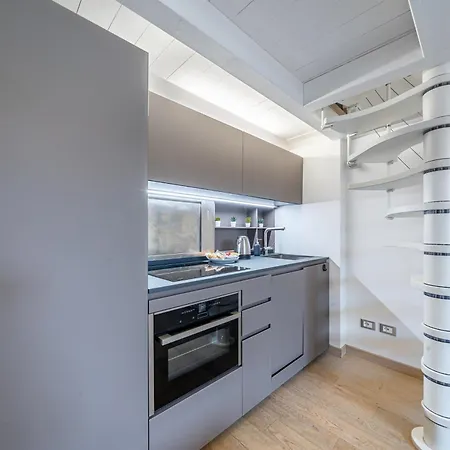 Apartment Luxury Flat And Free Parking