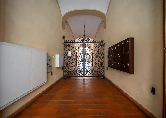 Luxury Flat And Free Parking * بولونيا