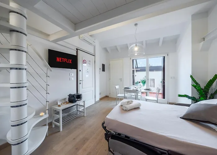 شقة Luxury Flat And Free Parking بولونيا